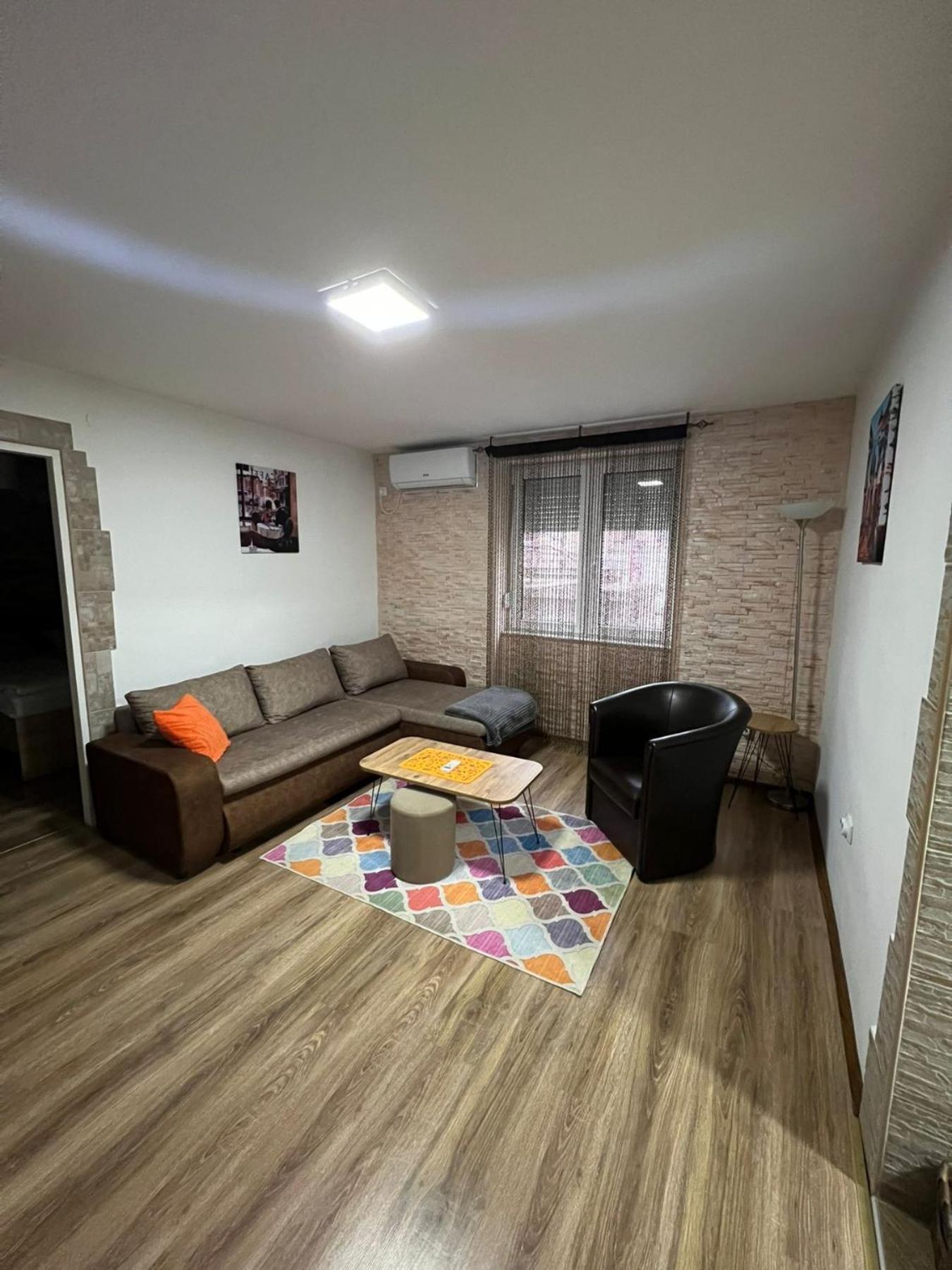 Apartman Su Libero Apartamento Subotica Exterior foto